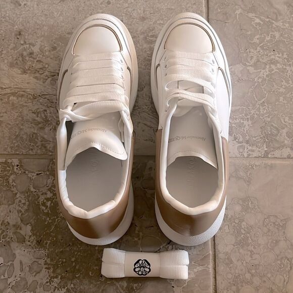 Alexander McQueen Oversized Low-Top Sneakers in White/ Camel, New, Size 41 - Picture 7 of 16